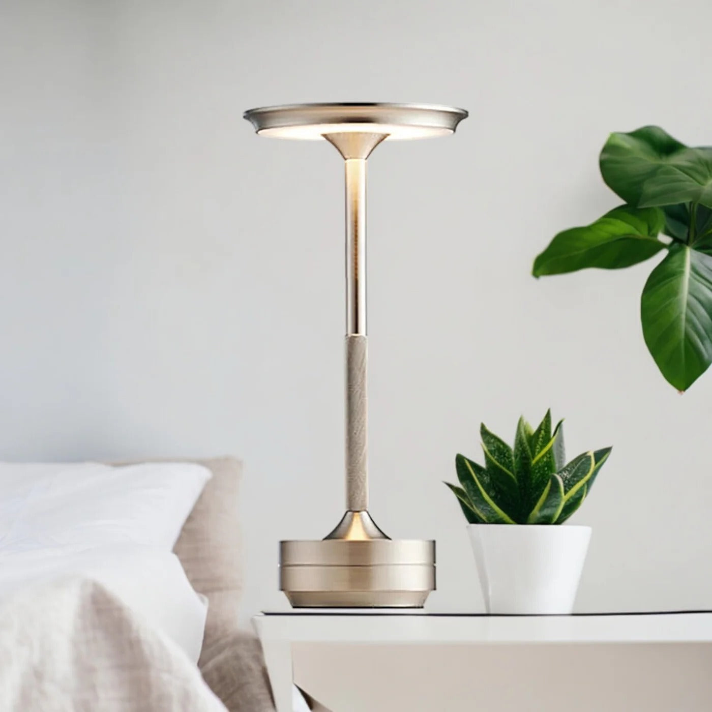 Cordless Touch Nordic Table Lamp